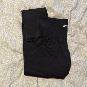 AYBL Balance V2 Seamless Leggings - Medium